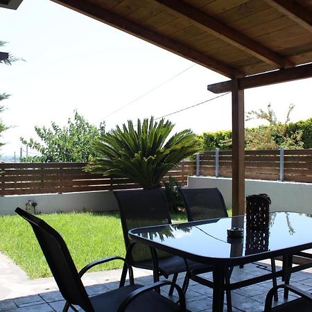 T&A Apartment,Near The Sea. Marathon  Exterior photo